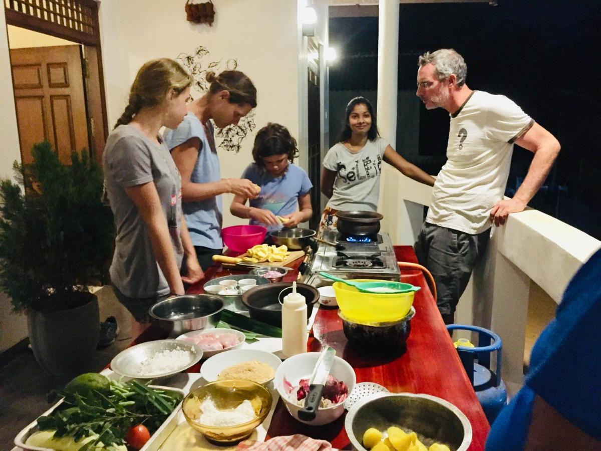 Sweet Home Tourist Rest, Cooking Classes & Tours Анурадхапура Екстериор снимка