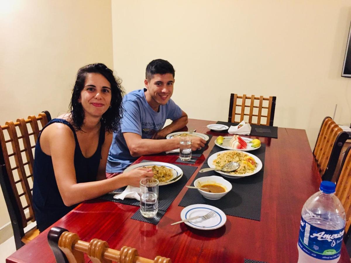 Sweet Home Tourist Rest, Cooking Classes & Tours Анурадхапура Екстериор снимка